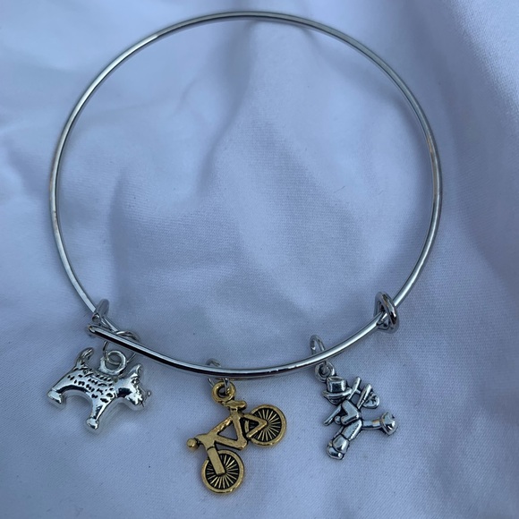 Brand New! Handmade! Adjustable Charm Bangle Bracelet! - Picture 2 of 6